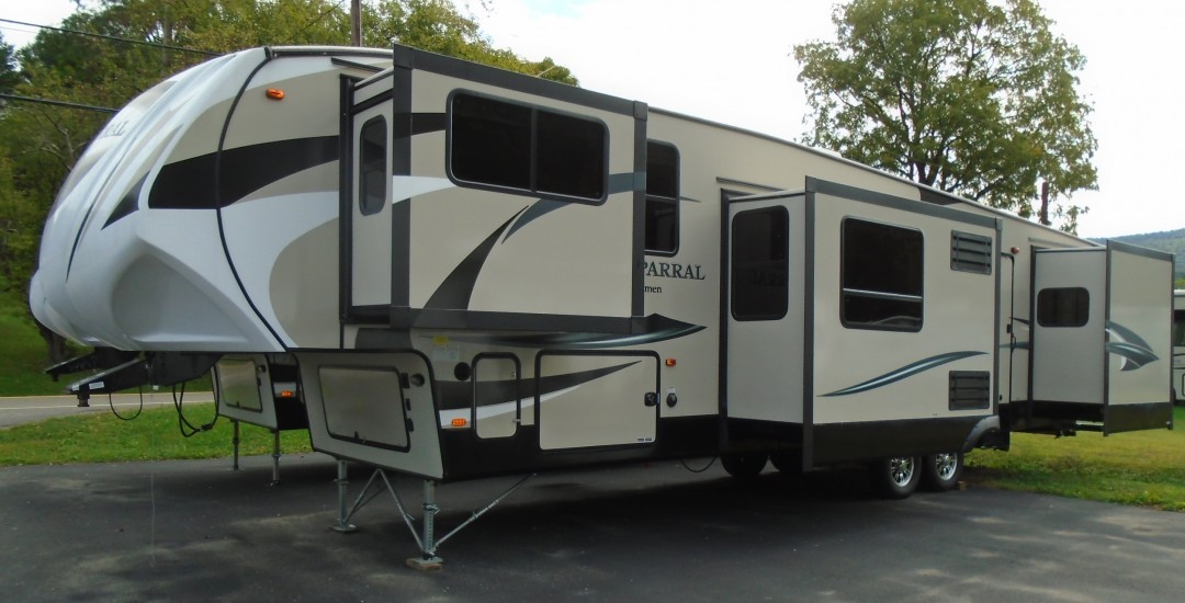 End Of The Year Clearance On Select RVs!